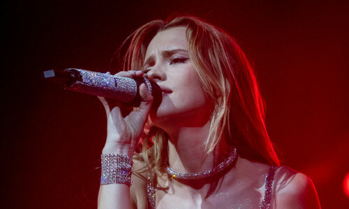 Belgium&rsquo;s Angele delivers French lesson with Coachella set