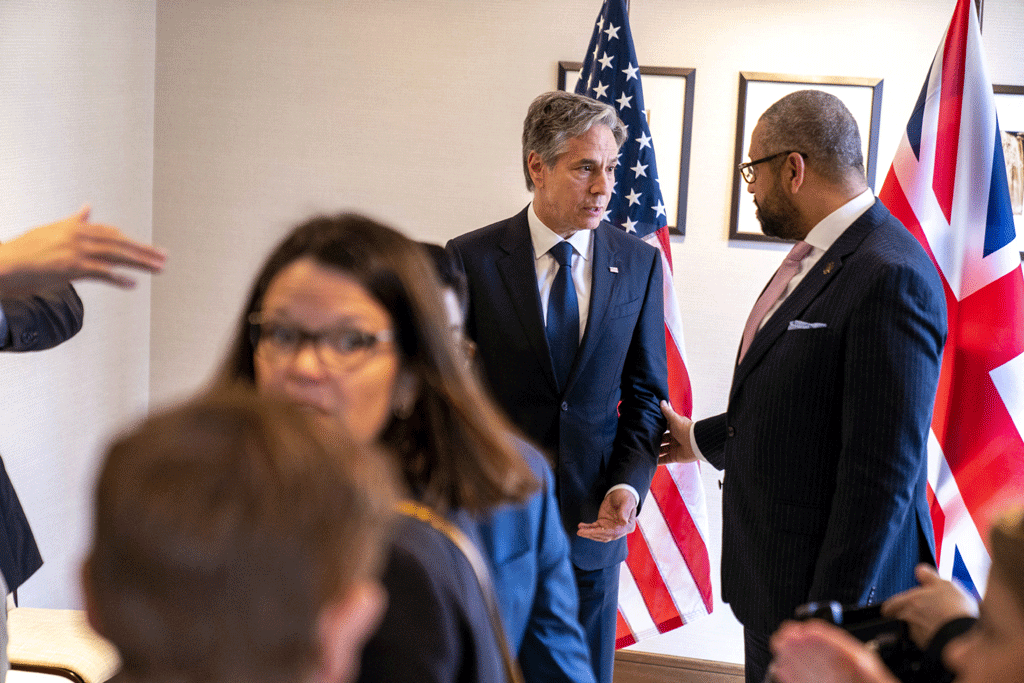 US, UK urge &lsquo;immediate cessation of violence&rsquo; in Sudan