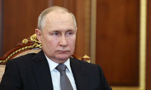 Putin praises Pacific drills as China minister visits