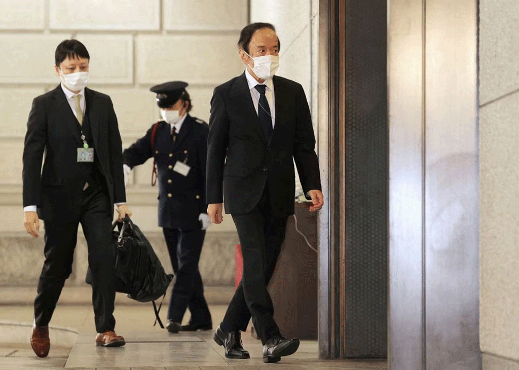 New BOJ chief&rsquo;s first task may be to tweak forward guidance