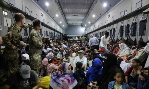 UK widens evacuation from Sudan with extra flight