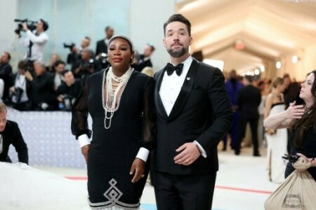 Serena Williams announces pregnancy on Met Gala red carpet