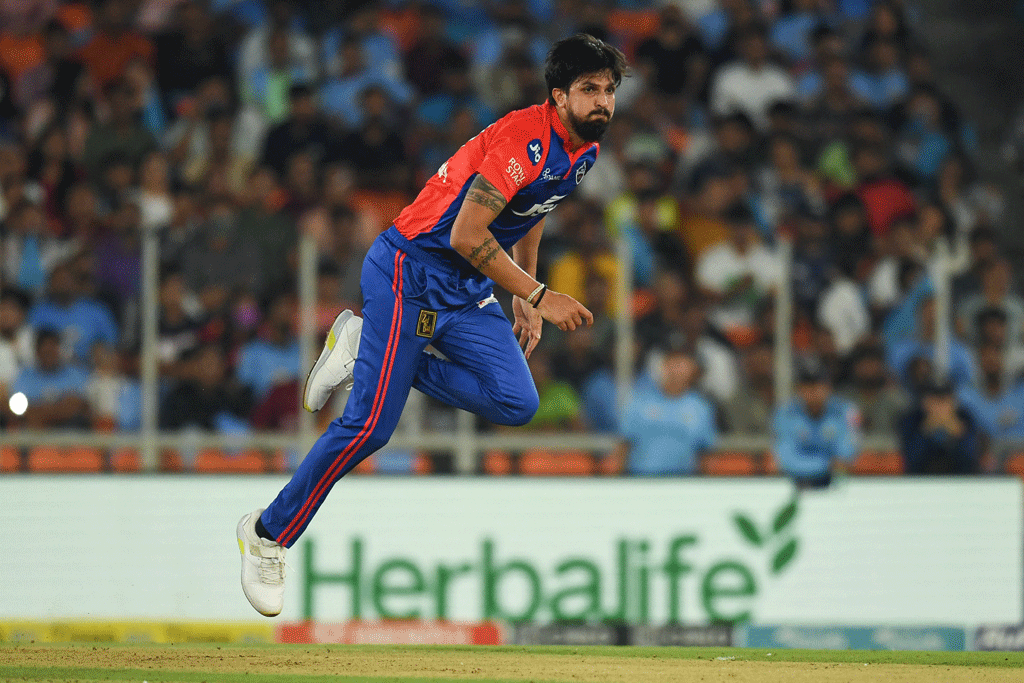 Delhi&rsquo;s Ishant rolls back the years in Gujarat upset