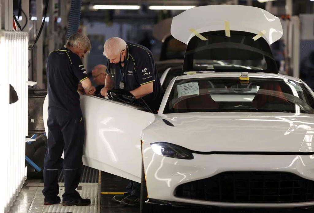 Aston Martin sticks to 2023 outlook after smaller Q1 pretax loss