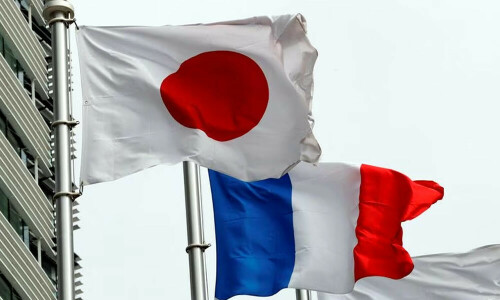 France, Japan sign nuclear partnership deal