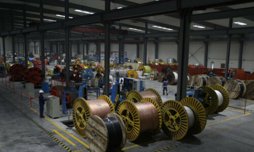 Economic distress: Pakistan’s large-scale manufacturing down 25% YoY in March Economic distress: Pakistan’s large-scale manufacturing down 25% YoY in March