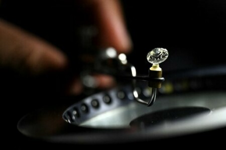 Losing sparkle: Russia sanctions loom over India&rsquo;s diamond hub