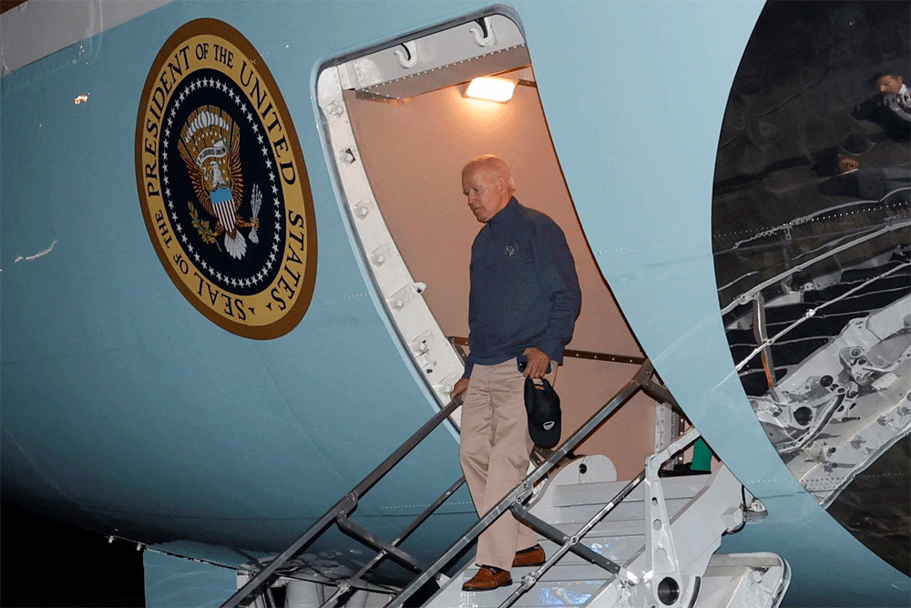 Biden and McCarthy to meet on Monday as debt ceiling talks resume