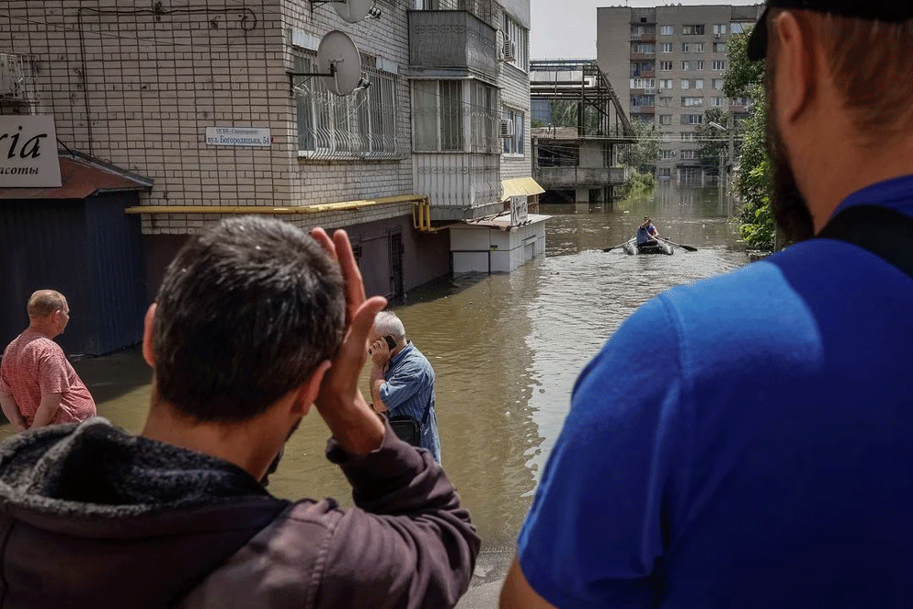 Ukrainians face homelessness, disease risk as floods crest from burst dam
