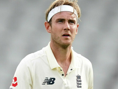 England pick paceman Broad for first Ashes Test