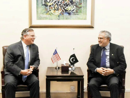 As Islamabad scrambles, Dar meets US ambassador to alleviate concerns on Pakistan’s budget As Islamabad scrambles, Dar meets US ambassador to alleviate concerns on Pakistan’s budget