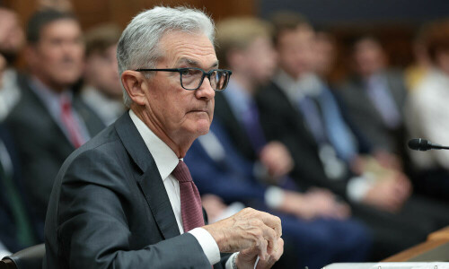 Powell: Expects dollar to remain global reserve currency Powell: Expects dollar to remain global reserve currency