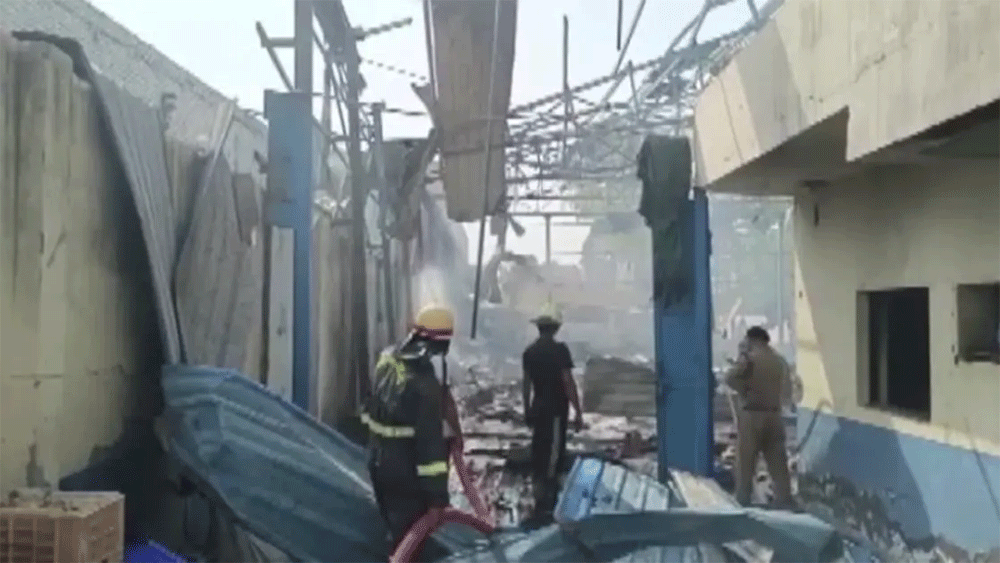 Six injured in Indian pharma factory fire