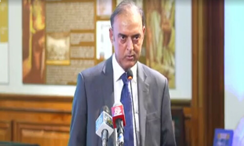 Pakistan looks at &lsquo;medium-term&rsquo; inflation target of 5-7%: SBP chief