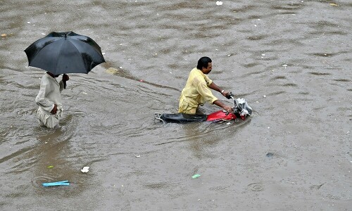 14 injured as rain continues to batter Lahore