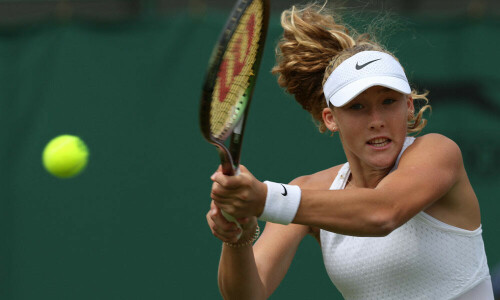 Russian 16-year-old Andreeva reaches Wimbledon second week