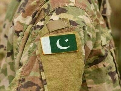 9 soldiers martyred after militants attack Balochistan garrison: ISPR 9 soldiers martyred after militants attack Balochistan garrison: ISPR