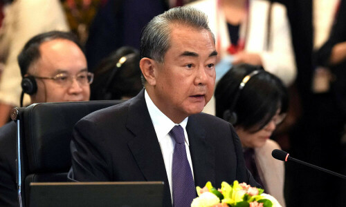 Wang Yi urges EU to &lsquo;clarify&rsquo; its position on partnership with China