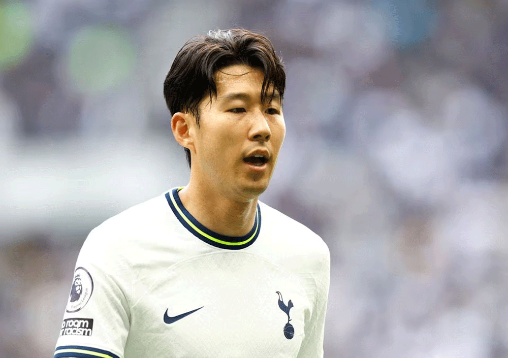 Son says he would rather play for Spurs than move to Saudi club
