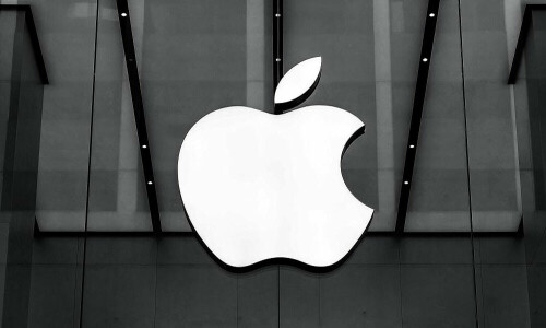 Apple tests generative AI tools to rival OpenAI&rsquo;s ChatGPT: Bloomberg News