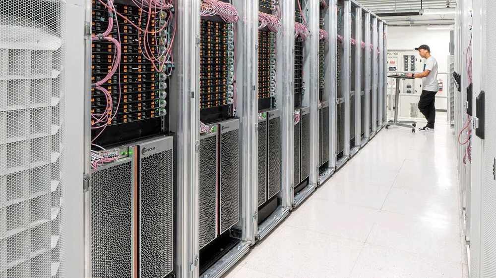 Cerebras Systems signs $100mn AI supercomputer deal with UAE&rsquo;s G42