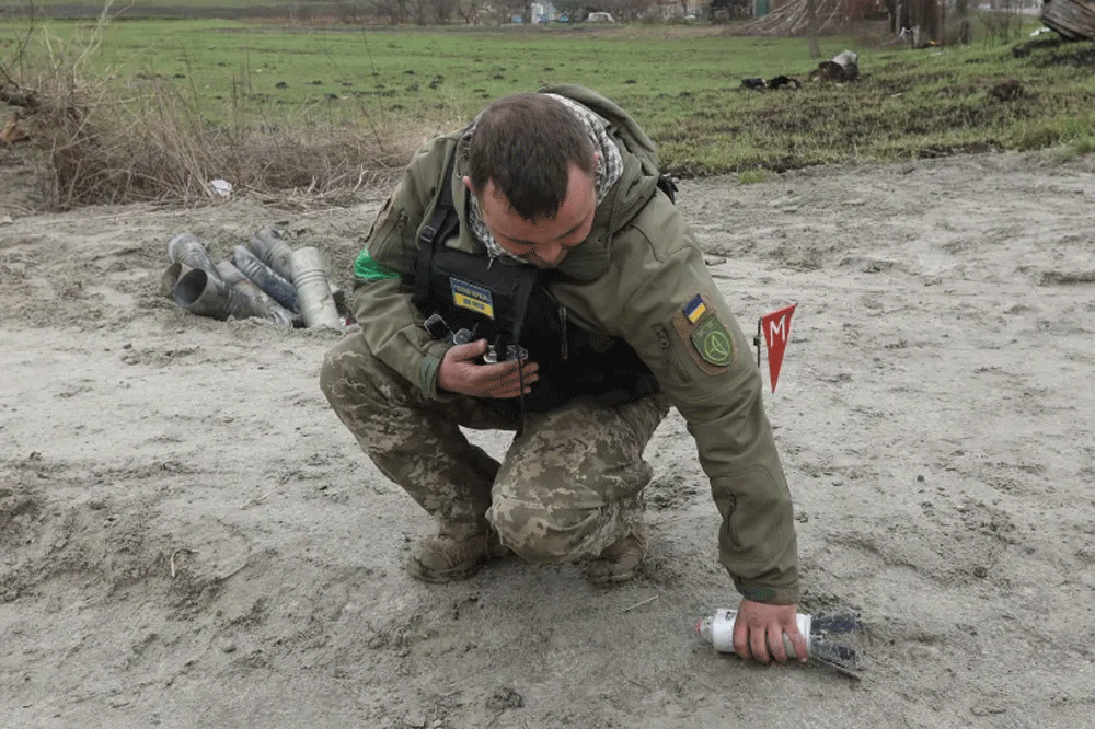 White House says Ukraine using US cluster munitions on battlefield