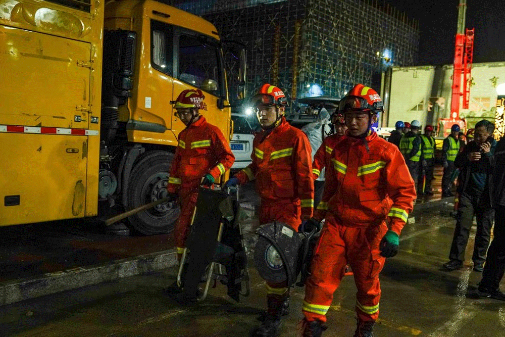 Ten killed after school gymnasium roof collapses in China