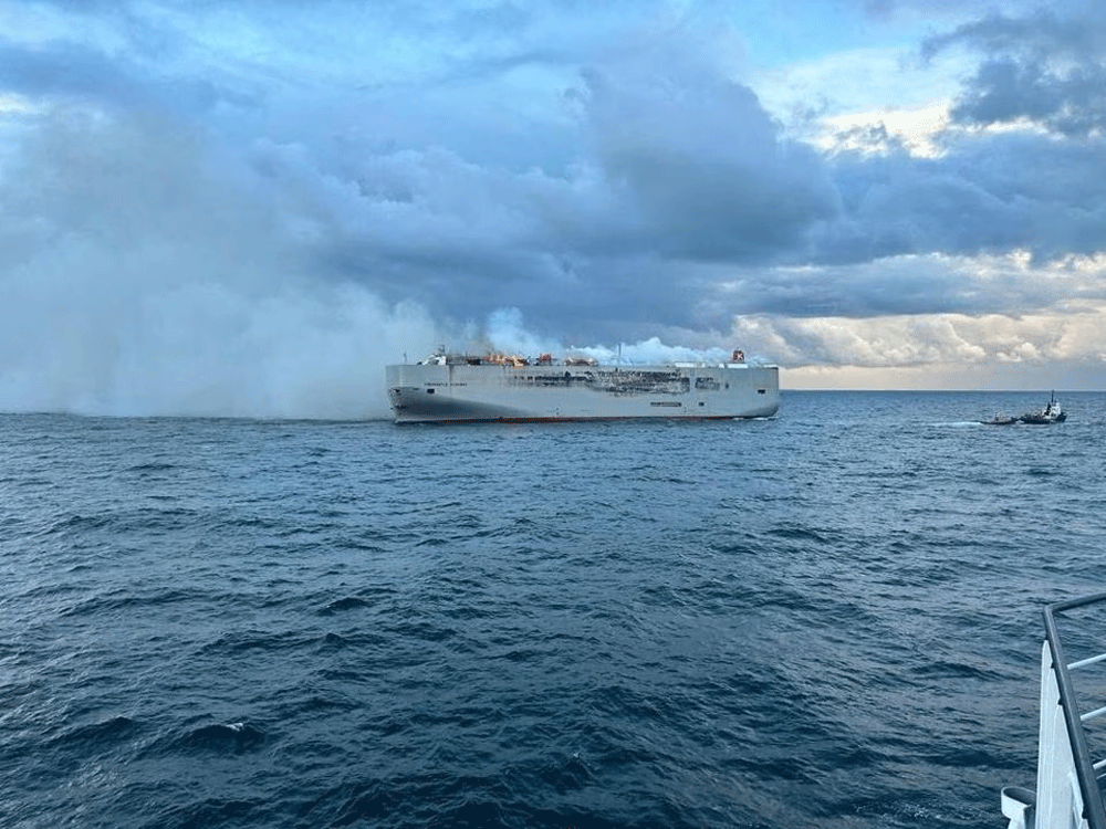 One dead, several injured in ship fire off Netherlands: coastguard One dead, several injured in ship fire off Netherlands: coastguard