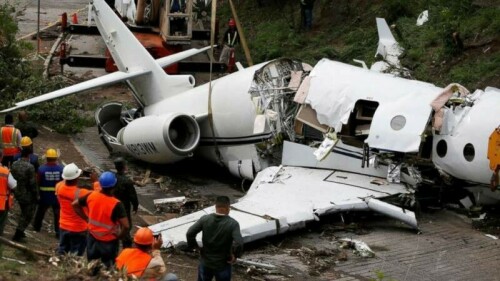 Six people dead after small plane crashes in Calgary