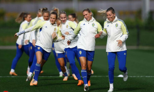 United States meet Sweden in heavyweight World Cup last-16 clash