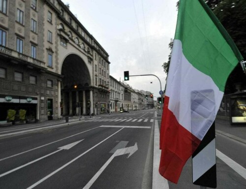 Italy sets 0.1% cap for new bank tax after market rout Italy sets 0.1% cap for new bank tax after market rout