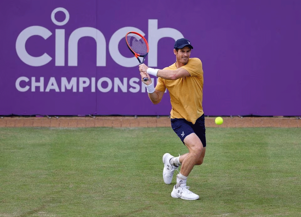 Murray and Zverev master Toronto wind to advance, Ruud wins