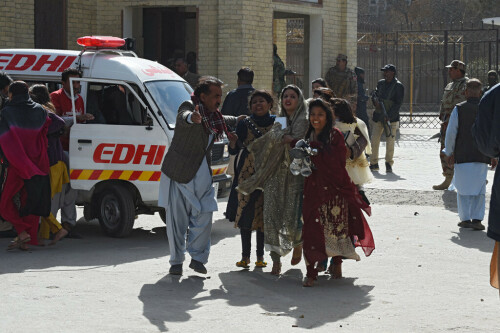 5 people injured in grenade attack in Quetta
