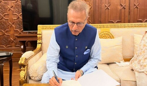 National Assembly stands dissolved as President Alvi approves summary
