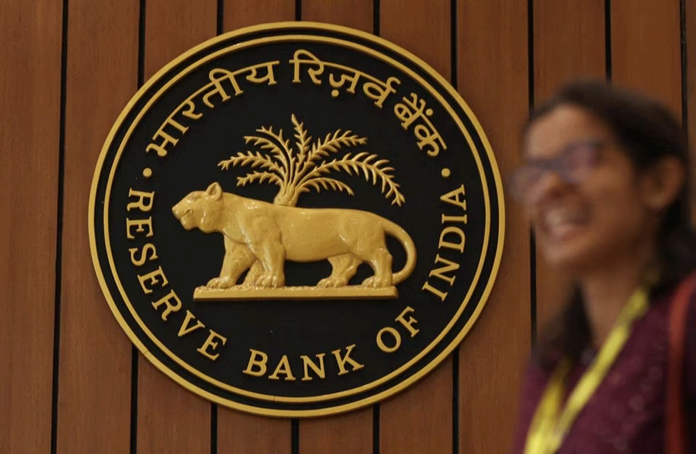 India&rsquo;s central bank holds key rate steady as expected