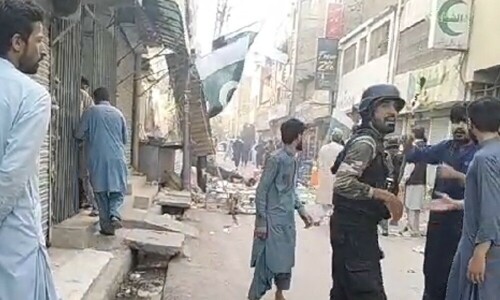 At least three injured in Quetta hand grenade blast