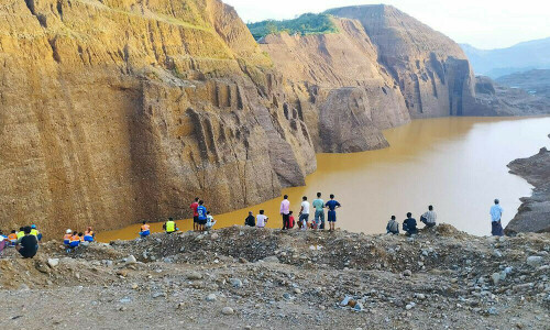 Death toll from Myanmar jade mine landslide hits at least 31