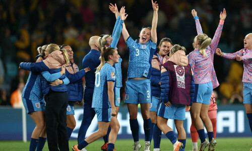 Ruthless England beat Australia to set up World Cup final with Spain