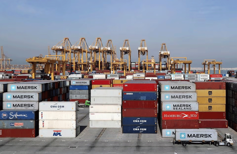 Dubai&rsquo;s DP World posts 10% fall in H1 profit, flags uncertain trade outlook