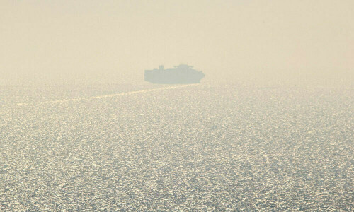 Ship from Ukraine port nears Turkiye despite Russian blockade