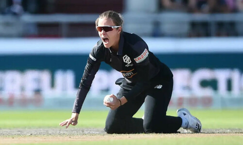 England women&rsquo;s World Cup winner Hartley to retire from cricket
