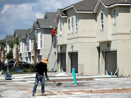 US existing home sales drop, but prices up from a year earlier