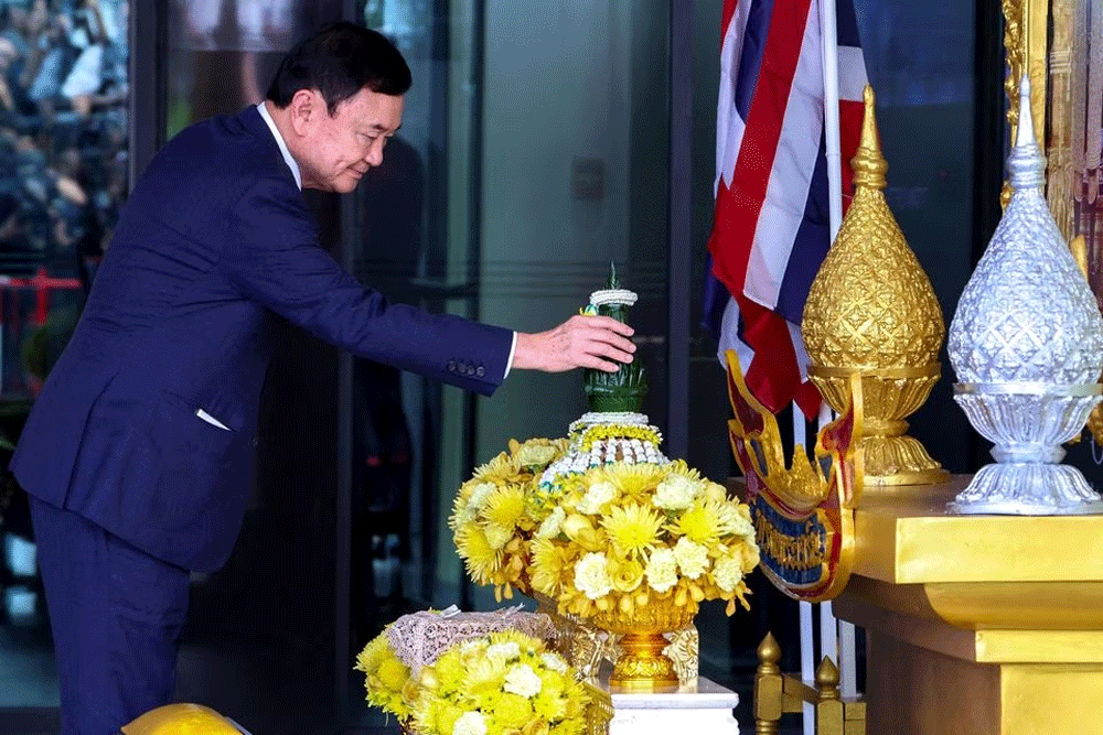 Thailand&rsquo;s jailed ex-PM Thaksin hospitalised after return from exile