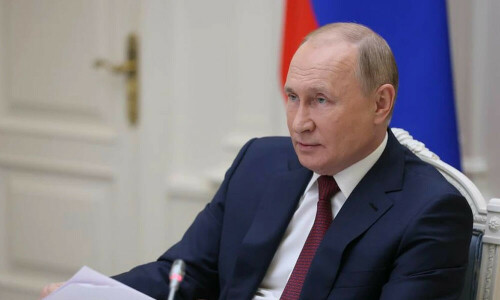 Putin congratulates India on Moon landing after own probe crashed