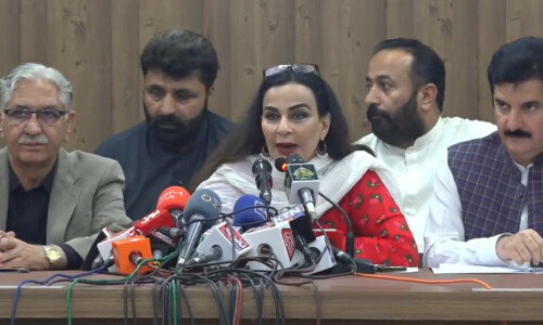 PML-N urges elections after delimitation, PPP wary of delay