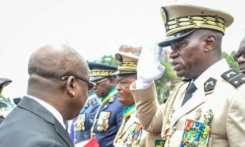 Gabon to swear in coup chief Monday, &lsquo;phase in&rsquo; transitional institutions