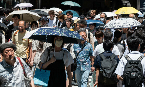 Heat records topple across sweltering Asia
