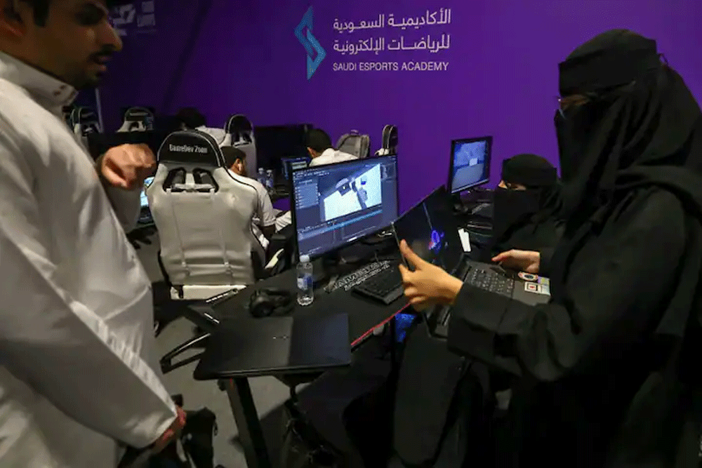 Youthful, gaming-obsessed Saudi seeks homegrown hit