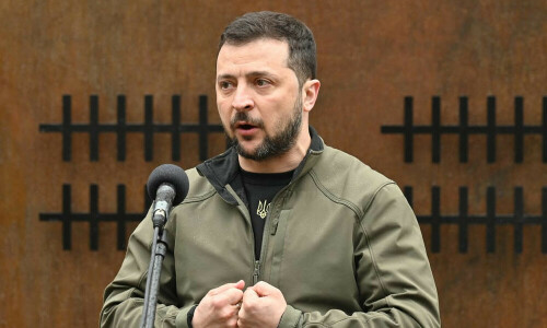 Zelensky discussed &lsquo;functioning of grain corridor&rsquo; with Macron