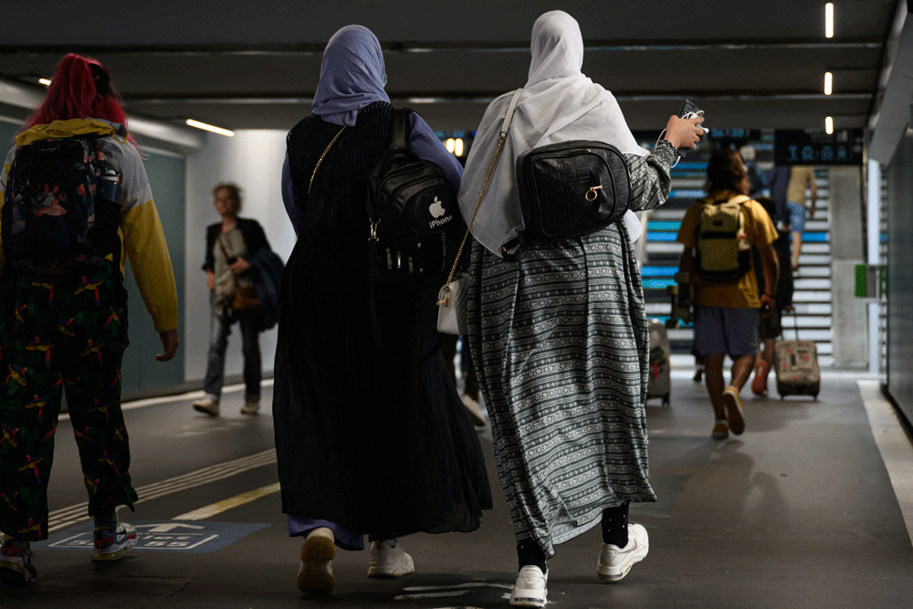 Over 500 French schools under scrutiny over abaya ban: minister